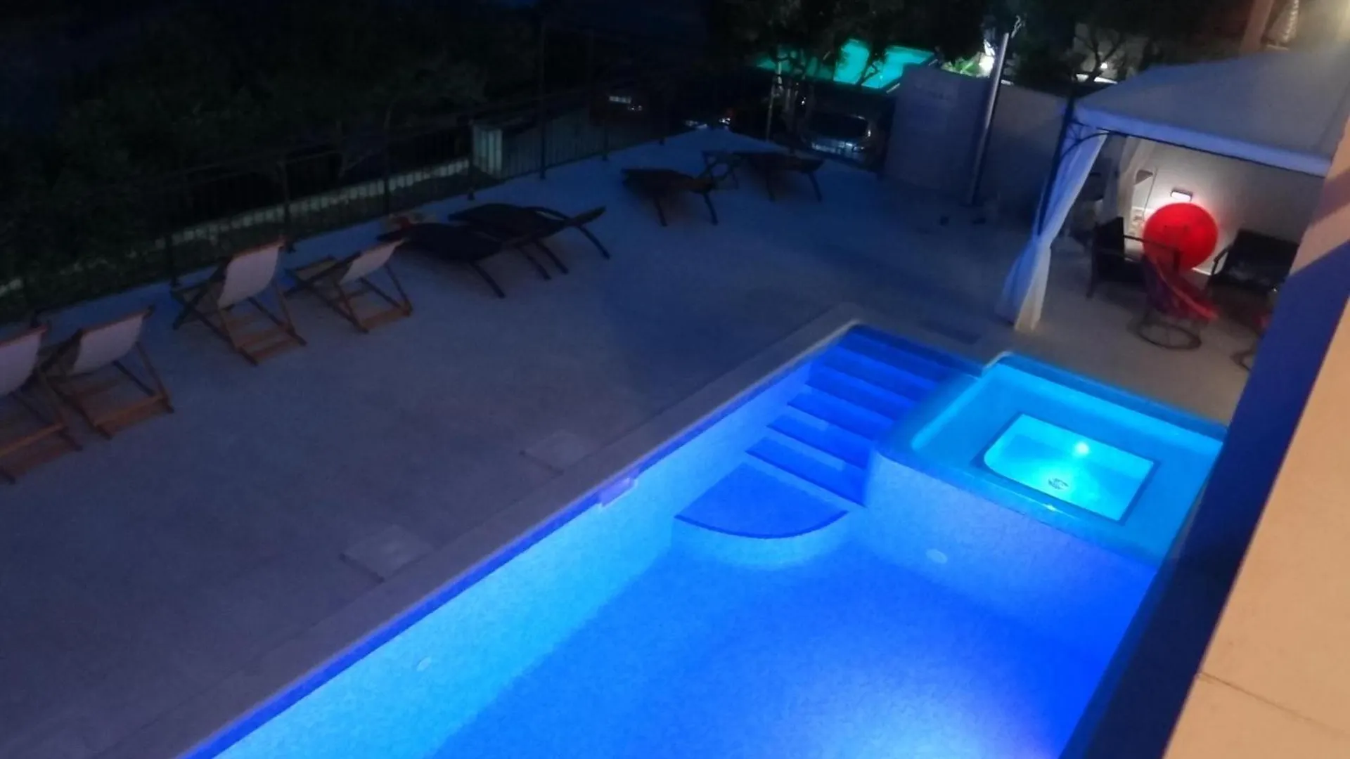 Helle Ferienwohnung Mit Sonnenbalkon Mit Meerblick Trogir 0*,  Croatia