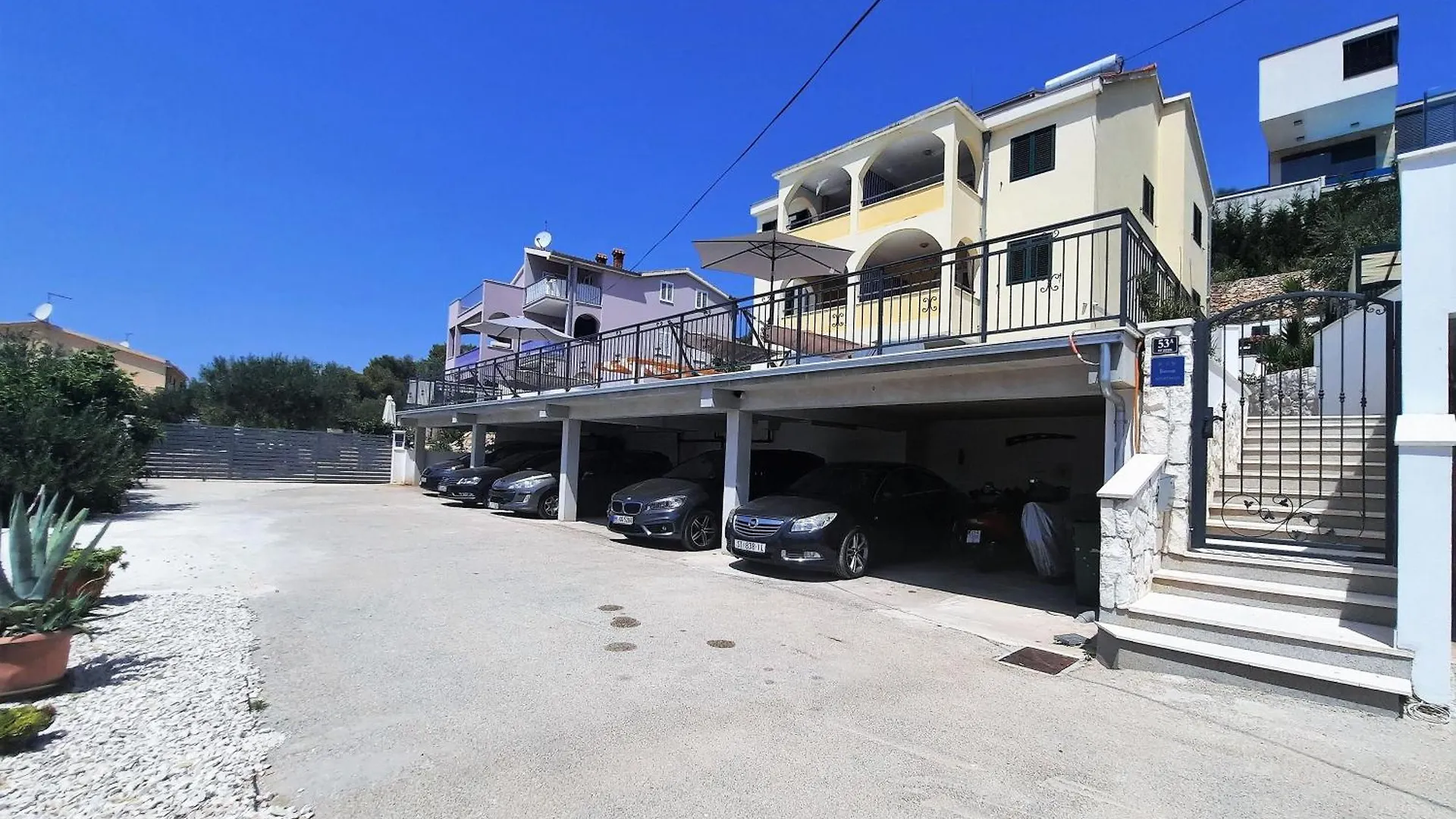 Apartment Helle Ferienwohnung Mit Sonnenbalkon Mit Meerblick Trogir